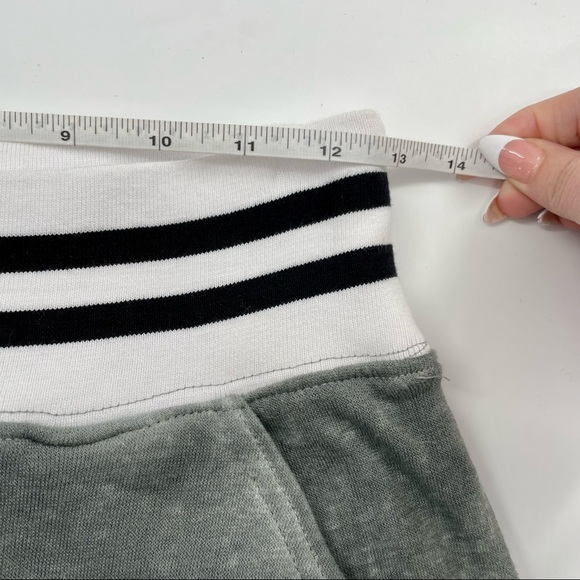 Free People Mini skirt size small gray with elastic waist - Picture 2 of 7